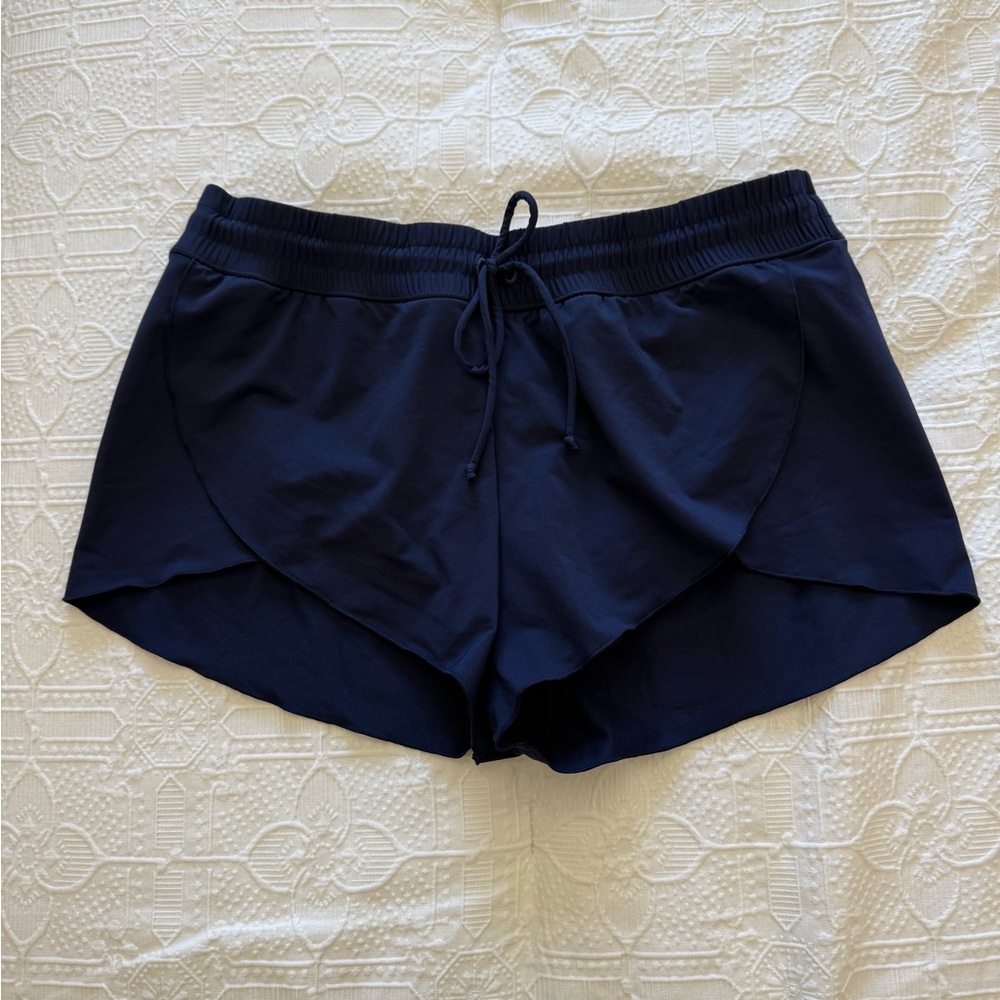 Athleta swim short, size M